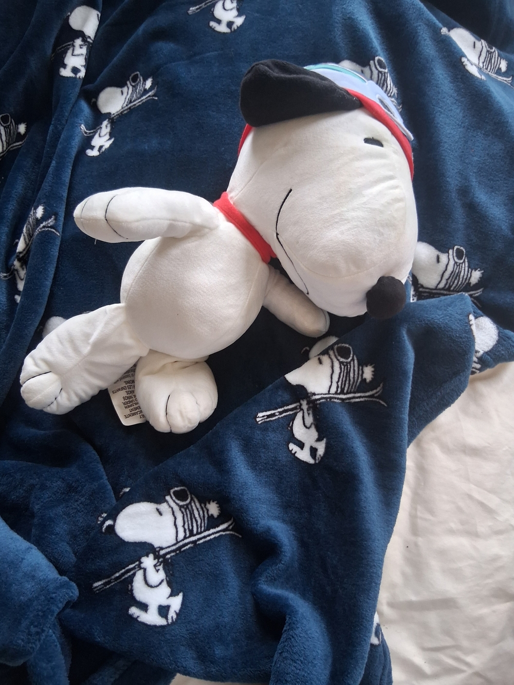 Peanuts Snoopy Lap BLANKET